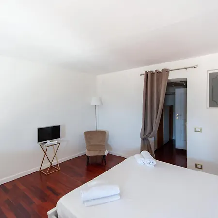 Apartment Wellness Hm Al Corso By Dimorra Naples
